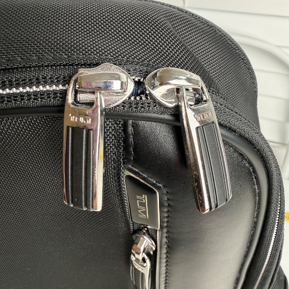 Tumi Mens Black Arrive Travel Grantley Backpack - Picture 4 of 16